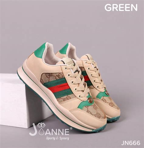 sepatu sneakers gucci wanita original|gucci women's sneakers.